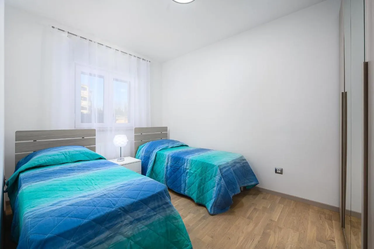 Apartment Stancija Amorozo 5 Poreč