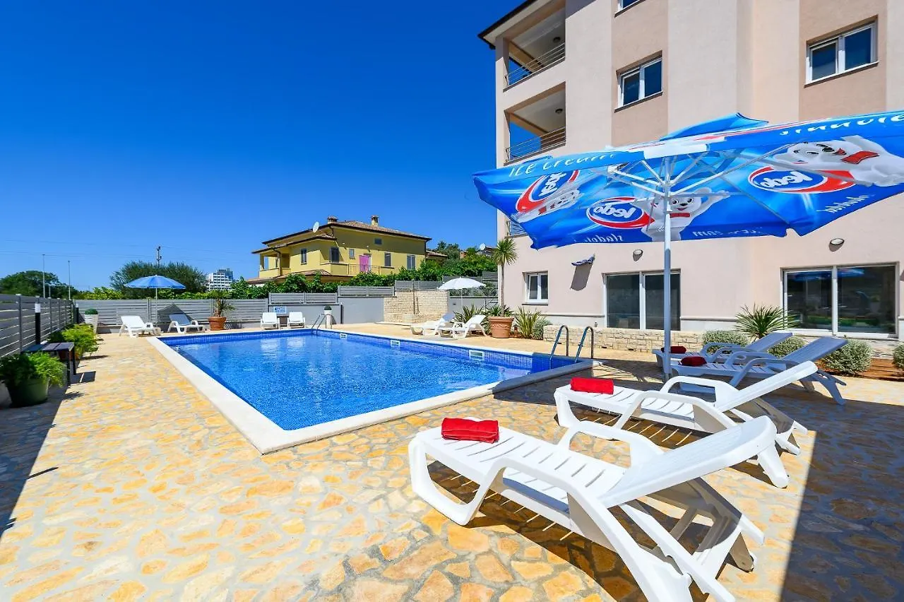 Apartment Stancija Amorozo 5 Poreč