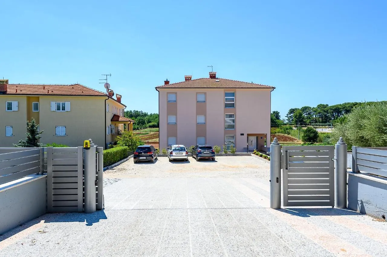 Stancija Amorozo 5 Poreč Kroatien